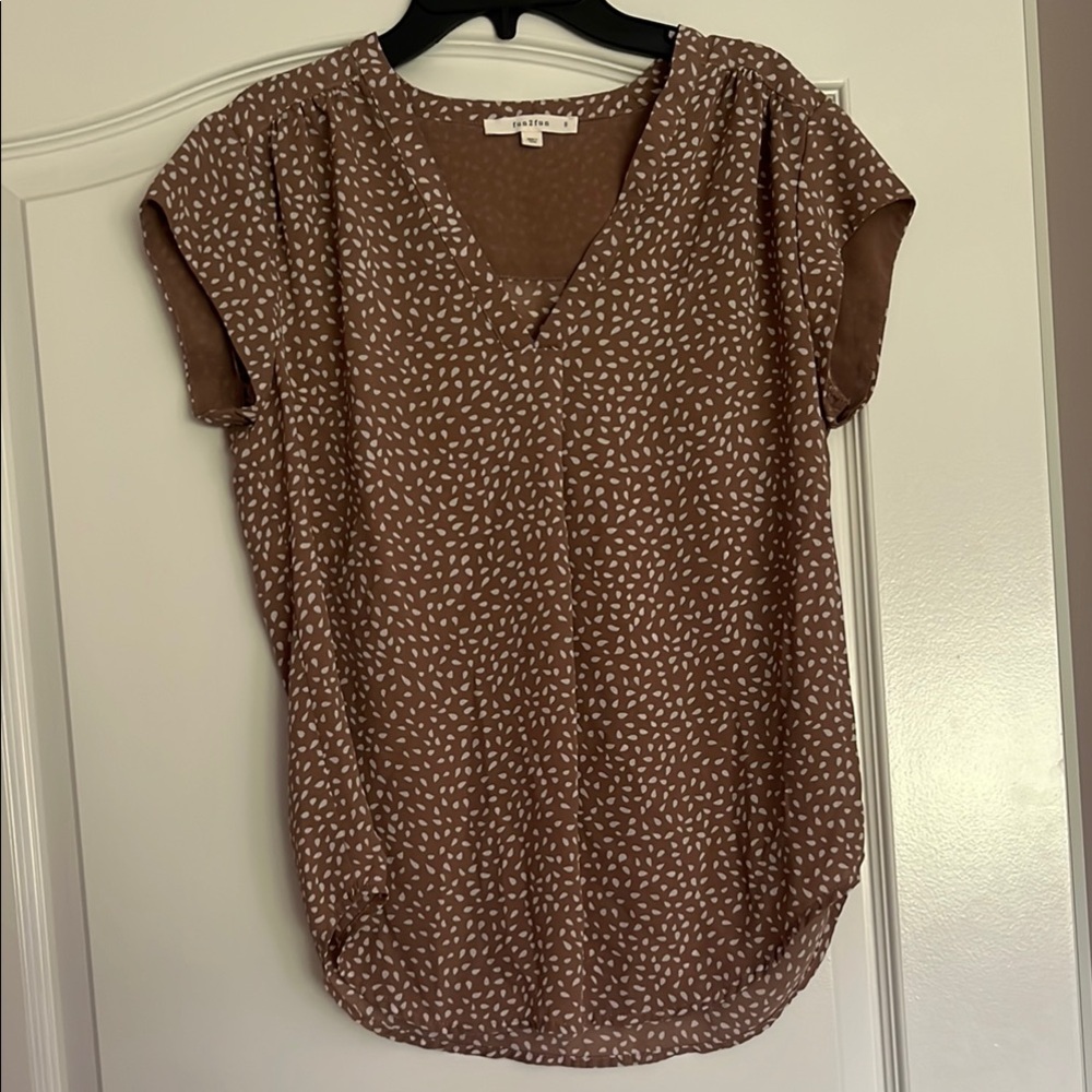 Fun 2 Fun Brown and White Patterned Blouse